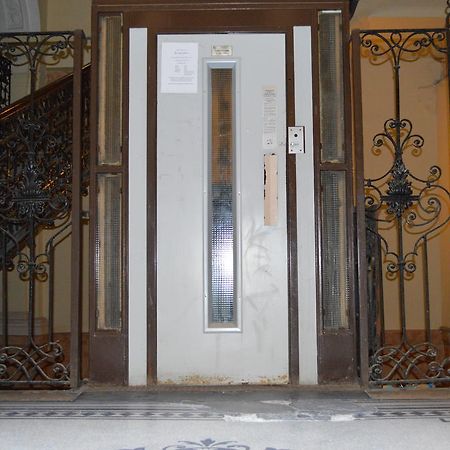 Synagogue Central Guest House Будапеща Екстериор снимка