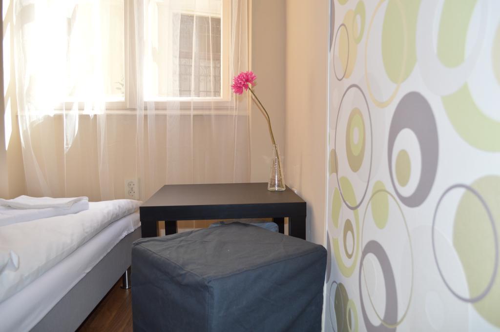 Synagogue Central Guest House Будапеща Стая снимка