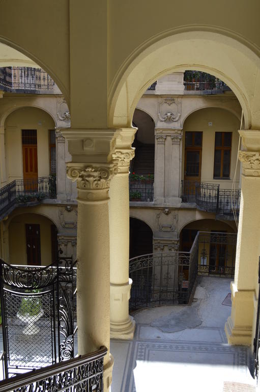 Synagogue Central Guest House Будапеща Екстериор снимка